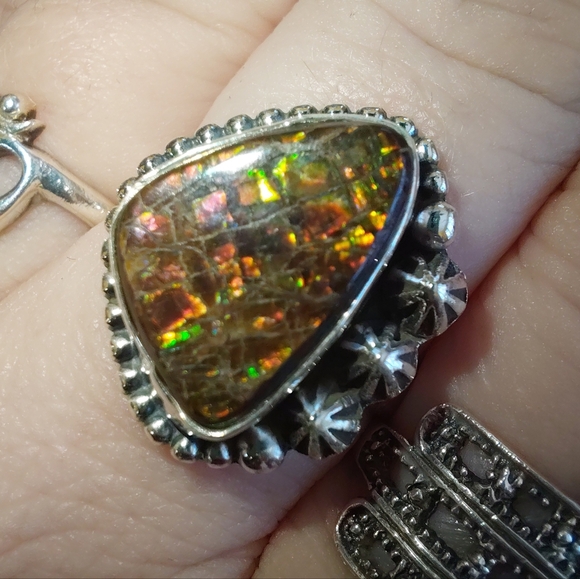 Iridescent Ammolite Silver Statement Ring Size 8.5 - Picture 12 of 15
